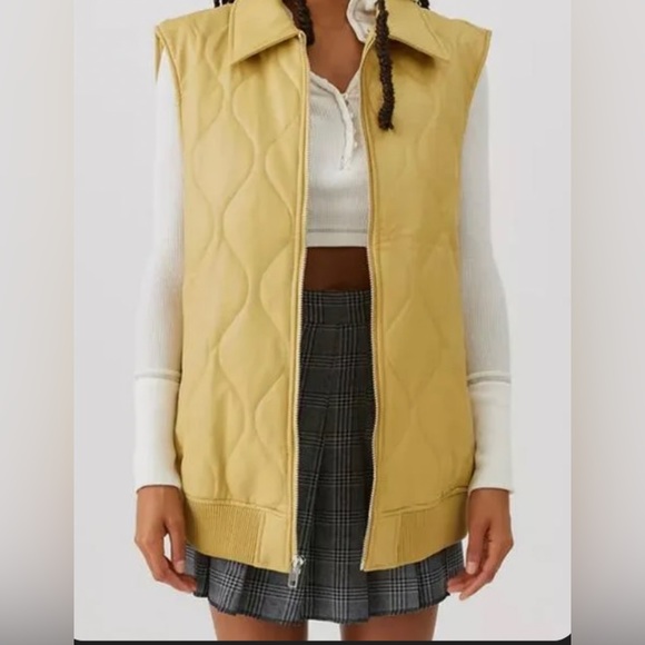 NWT Urban Outfitters, Annie Faux Leather Liner Vest Light Yellow - Picture 2 of 5